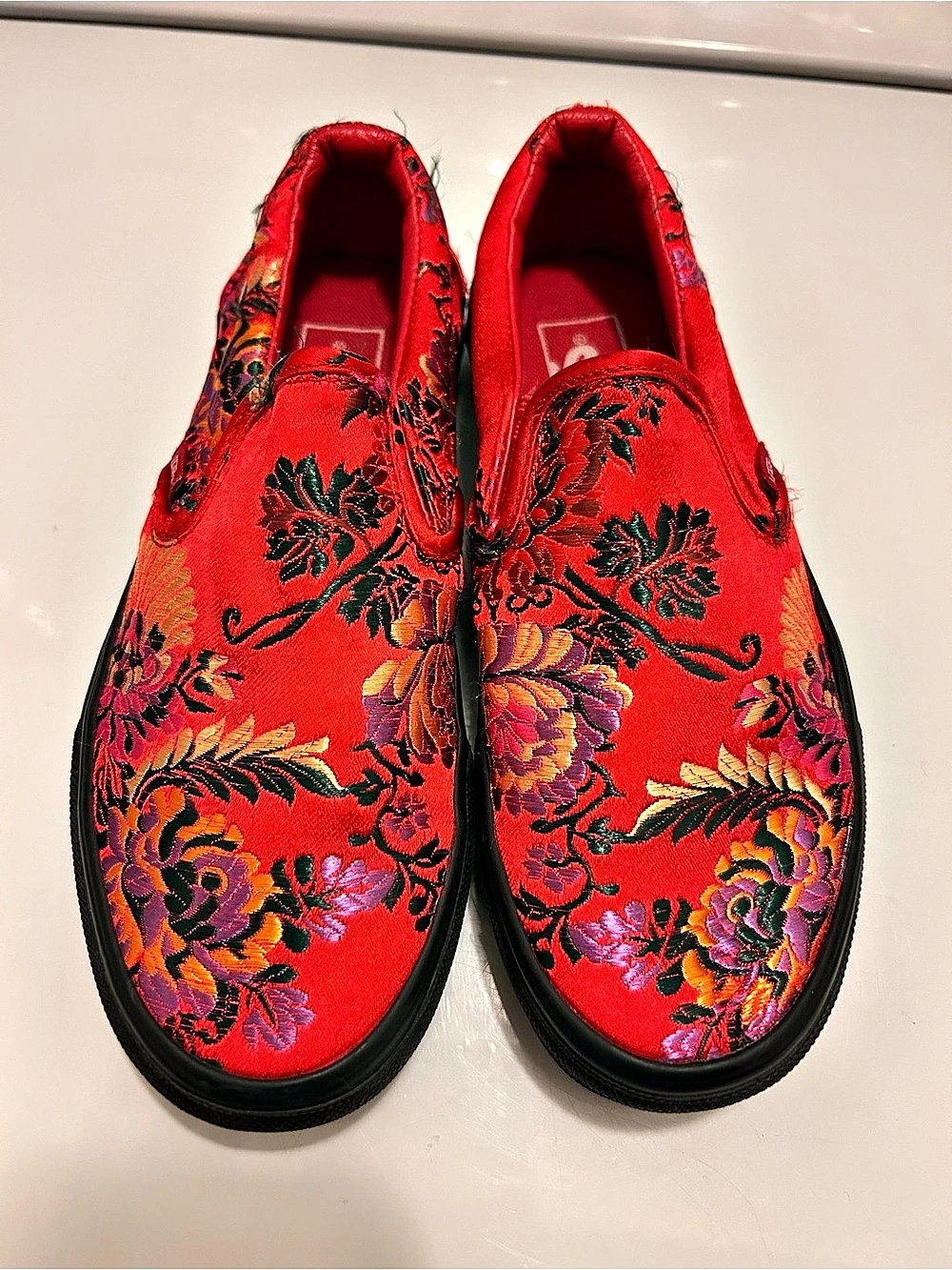 Vans Festival Satin Classic Slip-On Floral Sneakers Red & Multicolor US 6.5